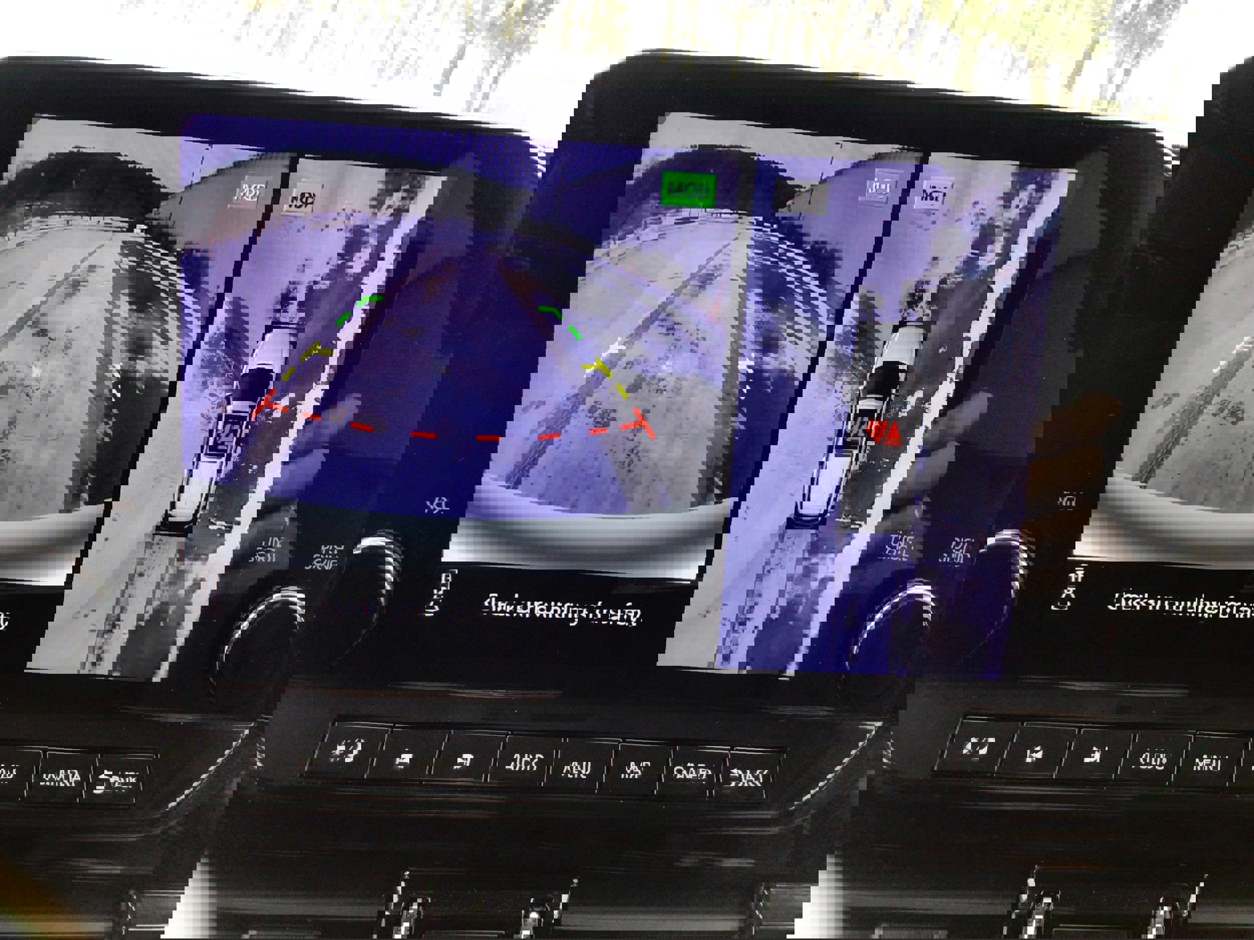 Used 2022 Nissan Pathfinder SL image 25