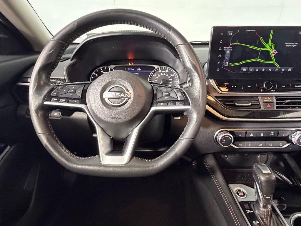 Used 2024 Nissan Altima 2.5 SR w/ SR Premium Package image 13