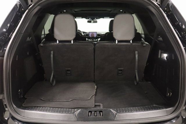 Used 2023 Ford Explorer ST-Line image 18