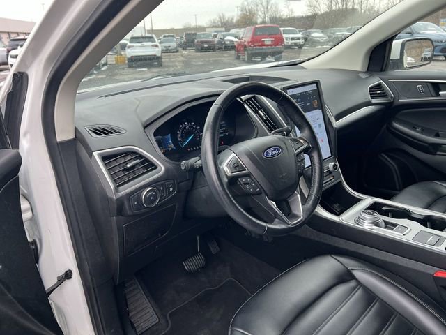 Used 2022 Ford Edge SEL w/ Convenience Package image 10