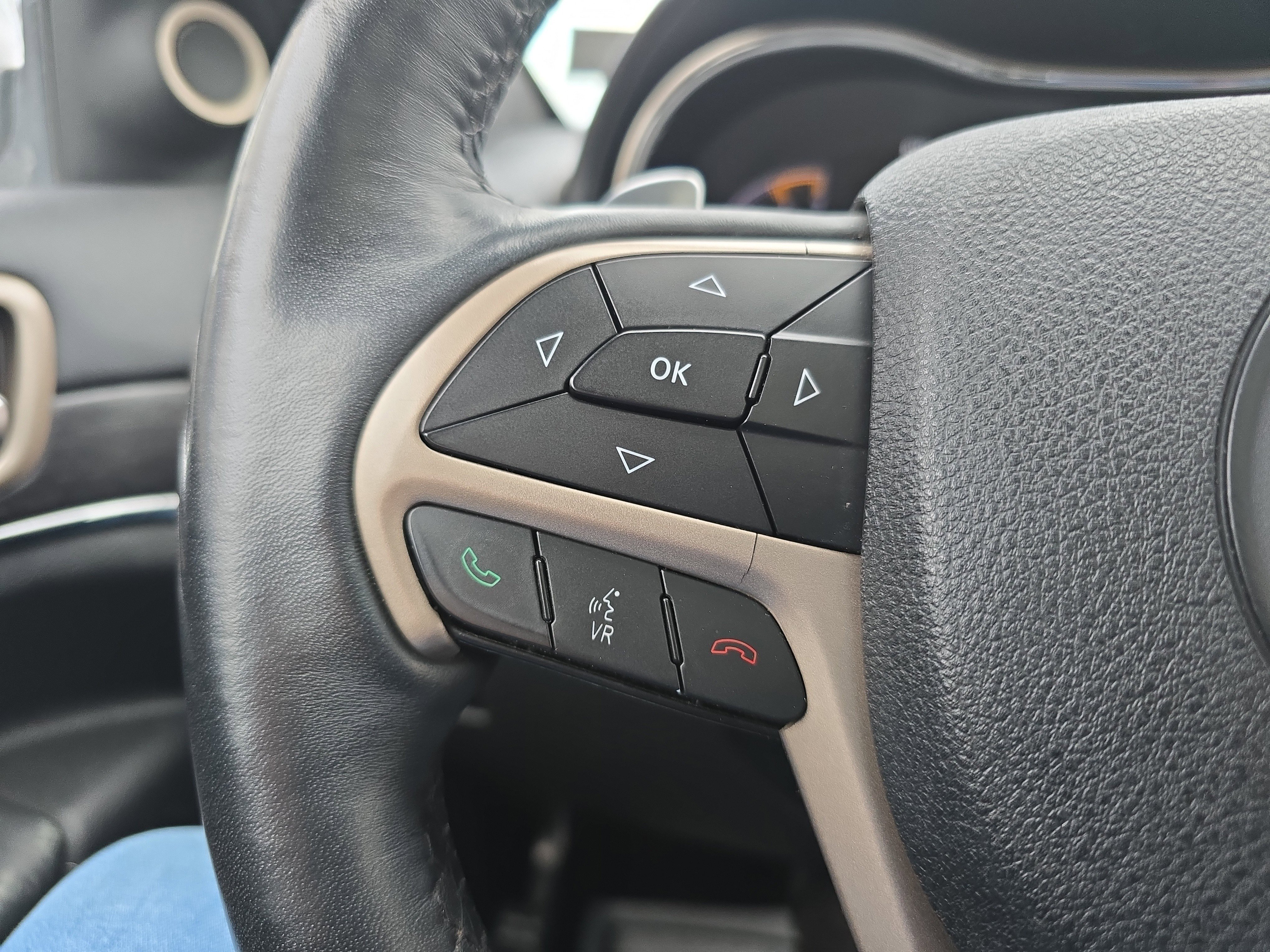 Used 2014 Jeep Grand Cherokee Summit image 21