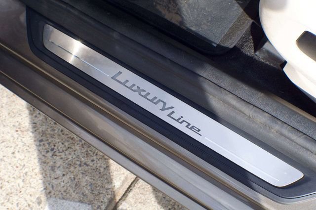 Used 2018 BMW 530i image 38