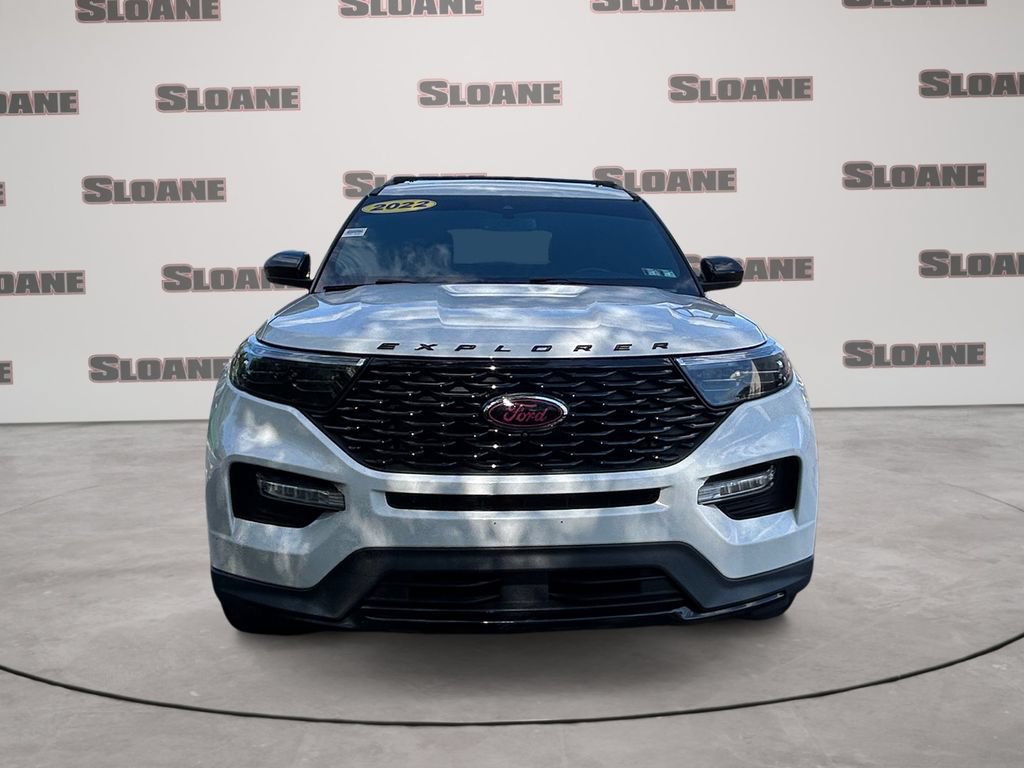 Used 2022 Ford Explorer ST-Line w/ Class IV Trailer Tow Package AWD/4WD image 8