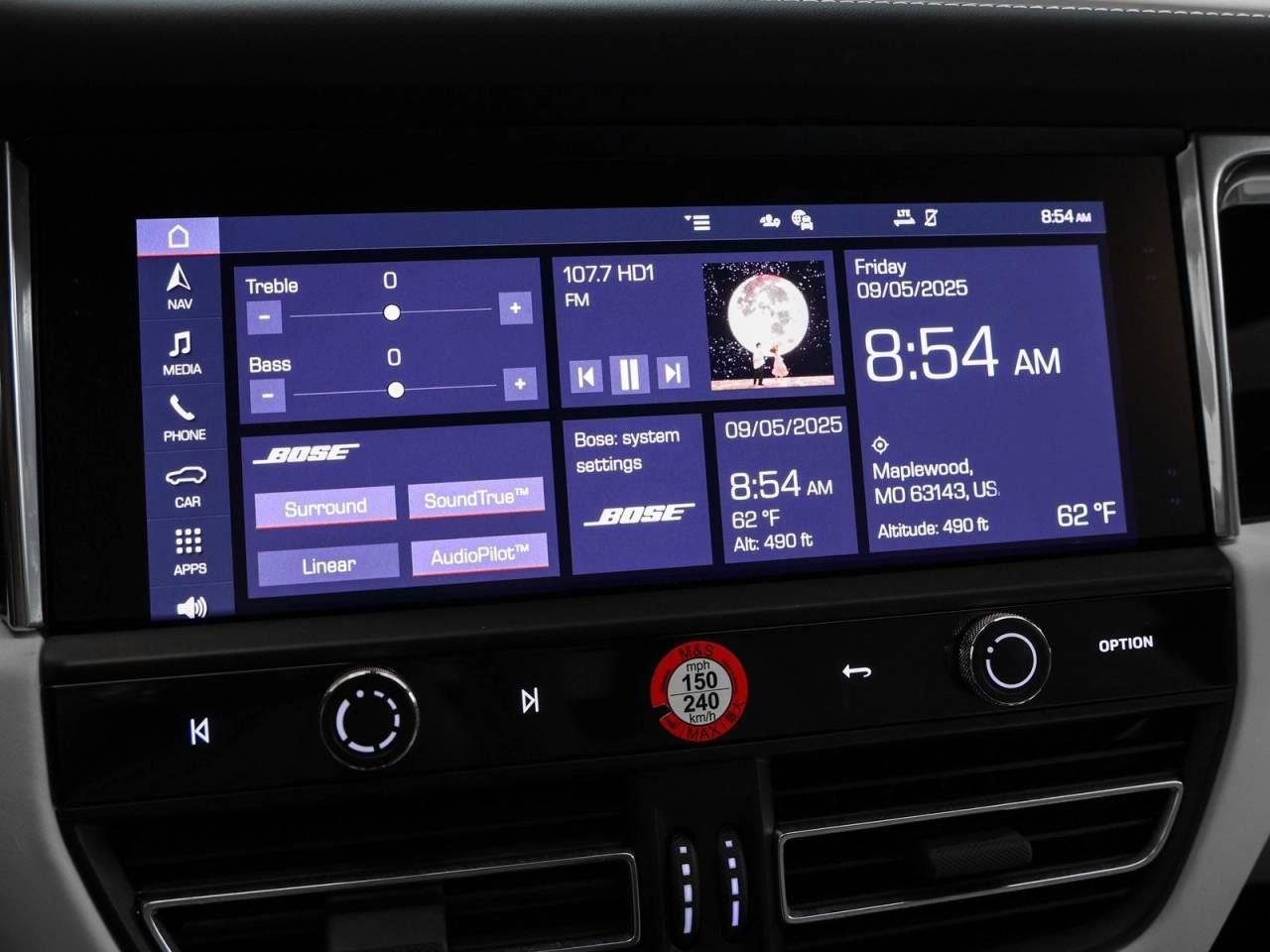 New 2025 Porsche Macan image 29