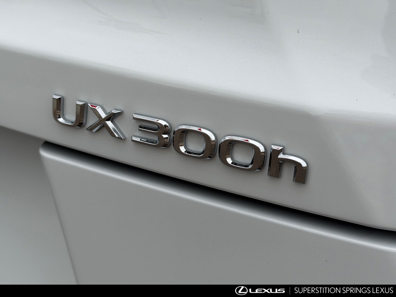 New 2026 Lexus UX 300h FWD image 13