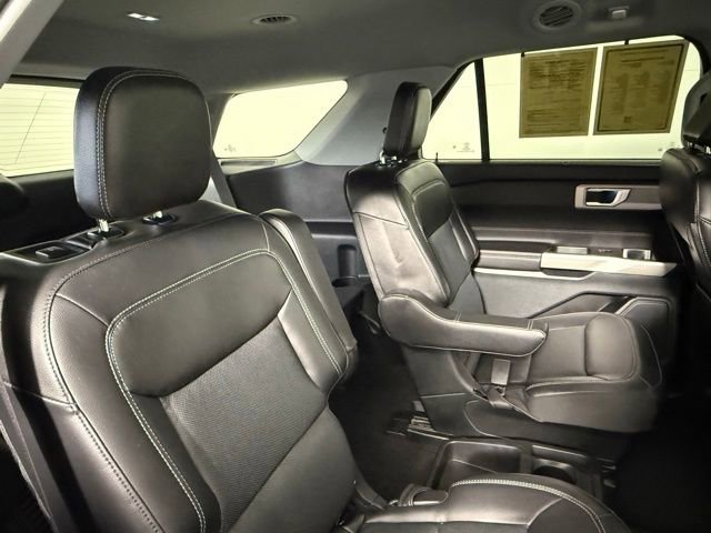 Used 2021 Ford Explorer Limited w/ Equipment Group 301A image 47