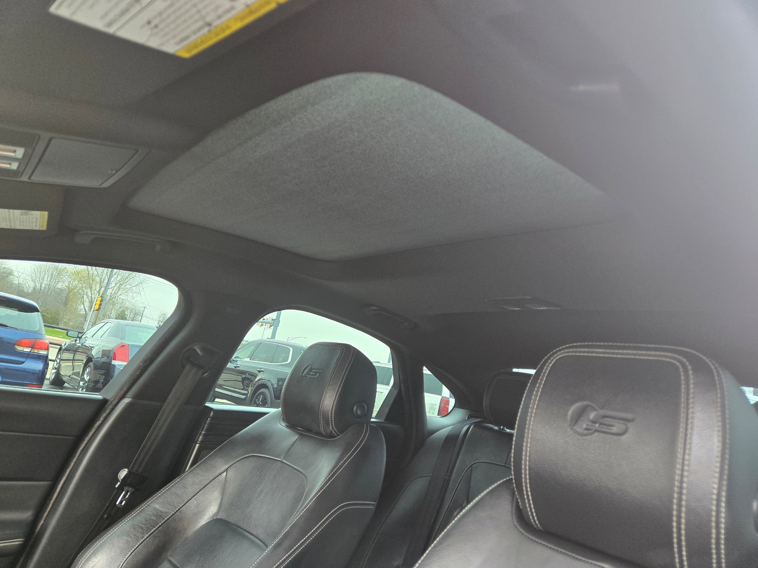 Used 2017 Jaguar XF S AWD/4WD image 8