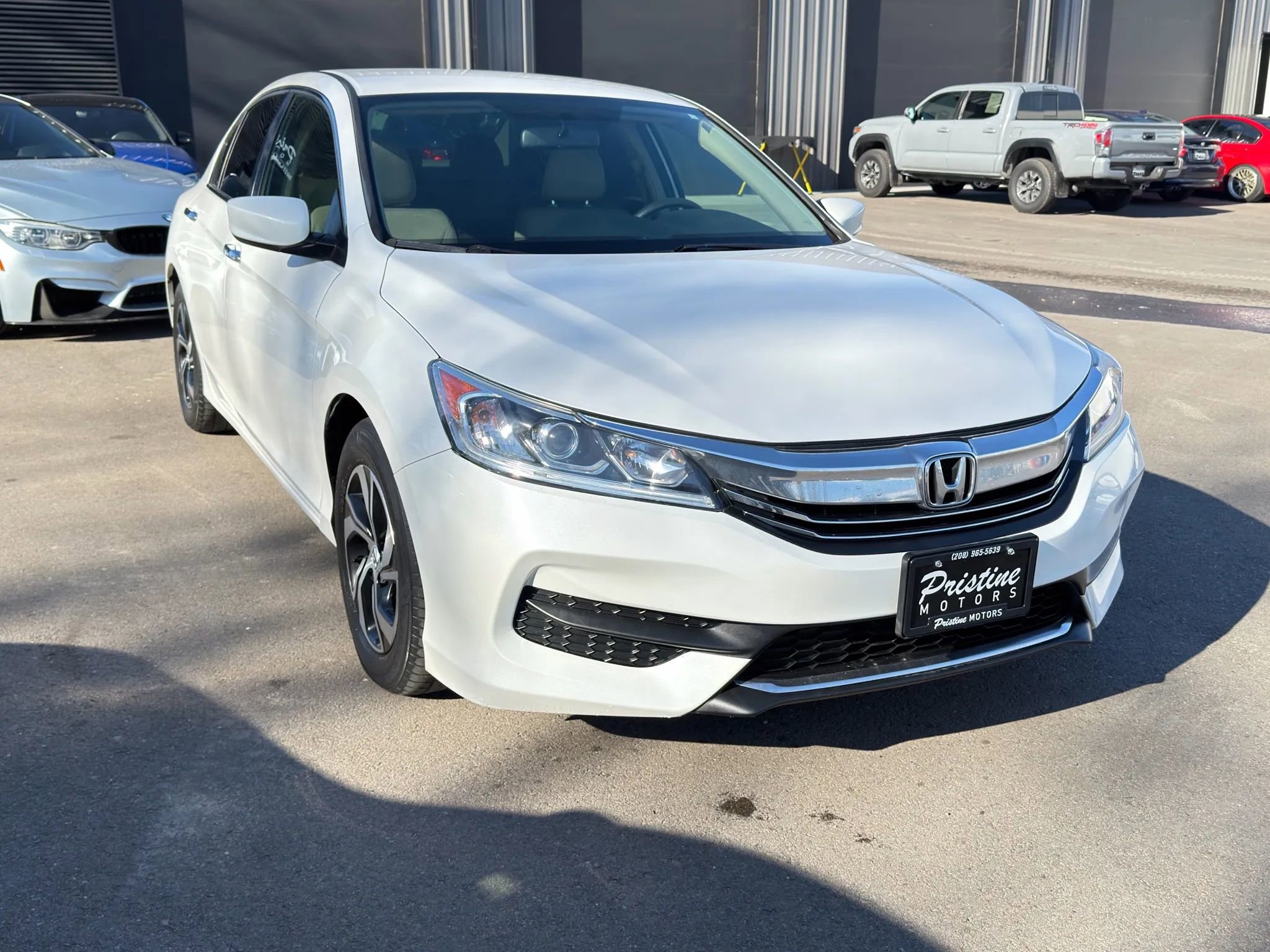 Used 2017 Honda Accord LX image 2