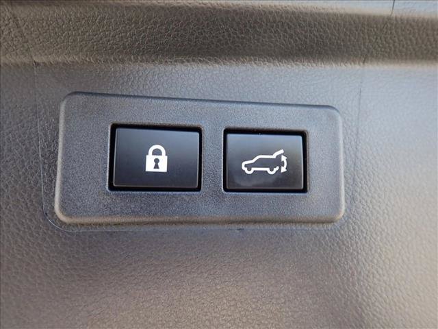 Certified 2025 Subaru Outback Premium AWD/4WD image 9