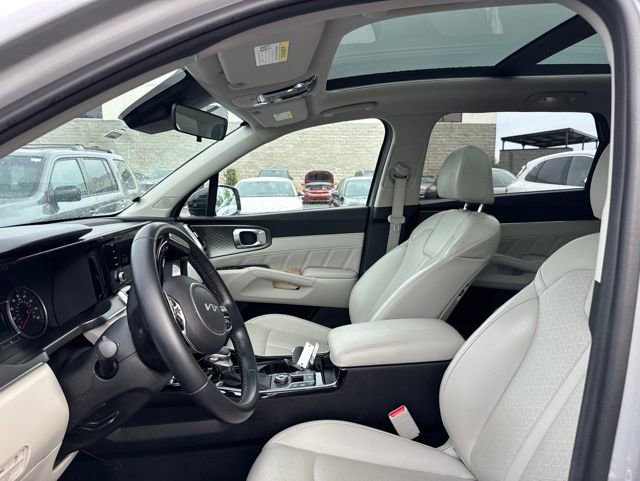 Certified 2022 Kia Sorento SX FWD image 9