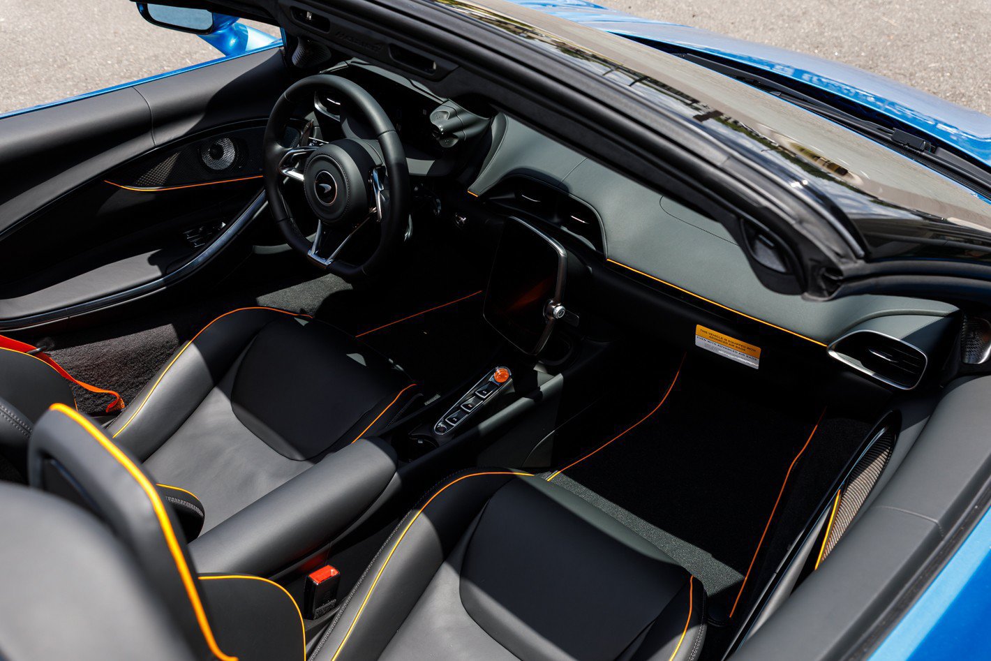 New 2026 McLaren Artura Spider RWD image 51