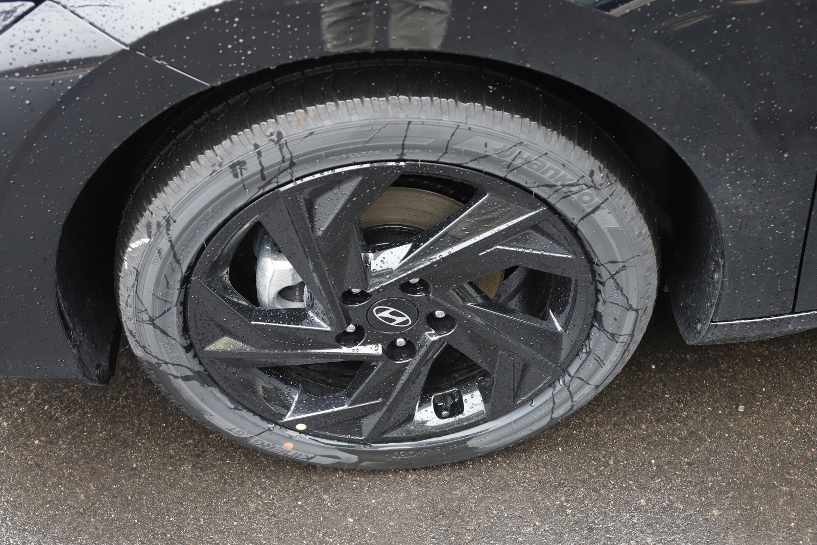 New 2026 Hyundai Elantra Sport image 11