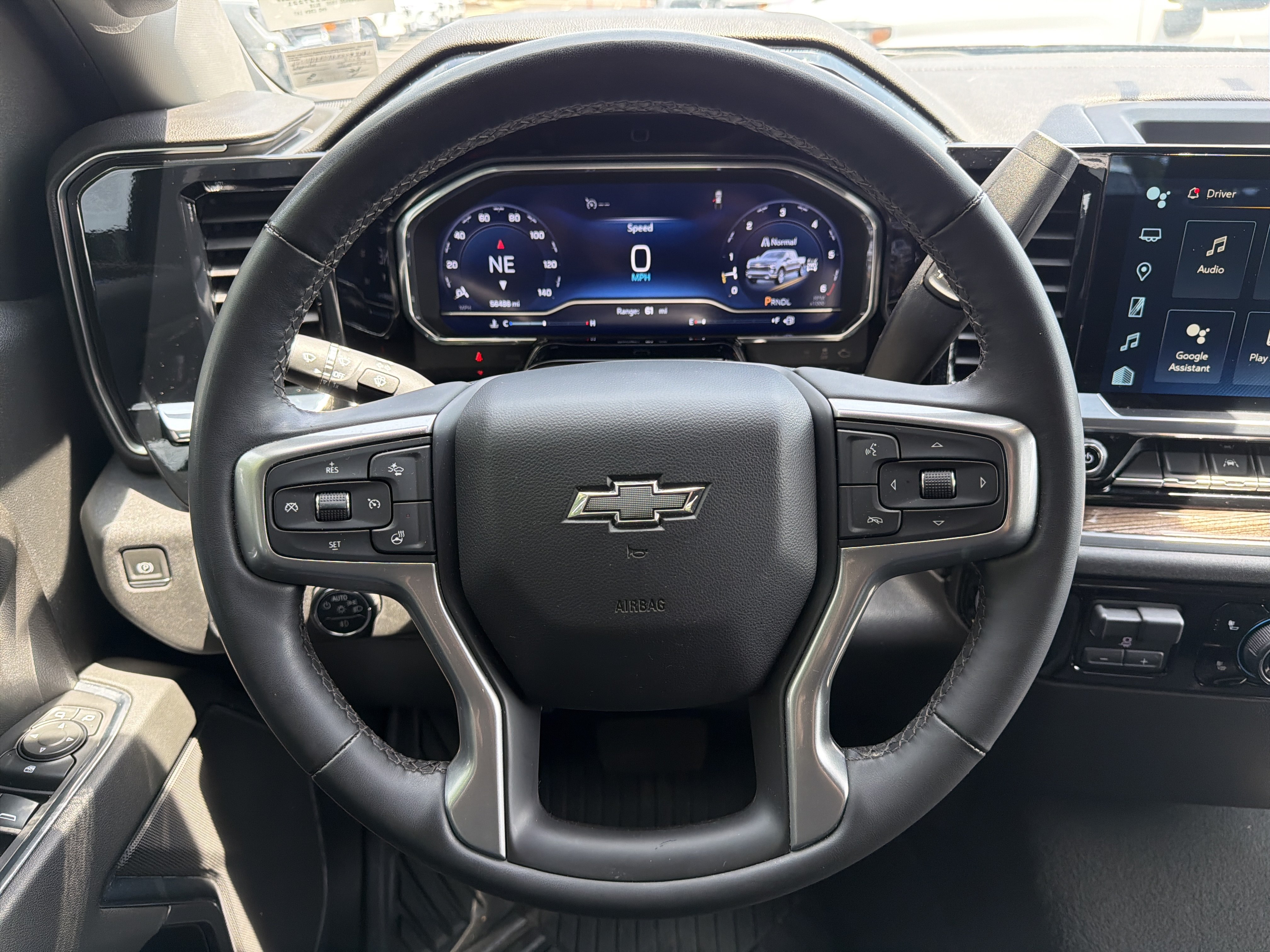 Used 2024 Chevrolet Silverado 1500 RST w/ Z71 Off-Road Package AWD/4WD image 17