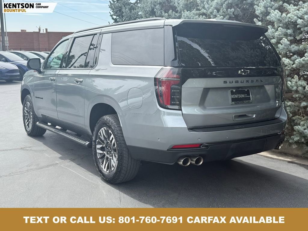 Used 2025 Chevrolet Suburban Z71 image 6