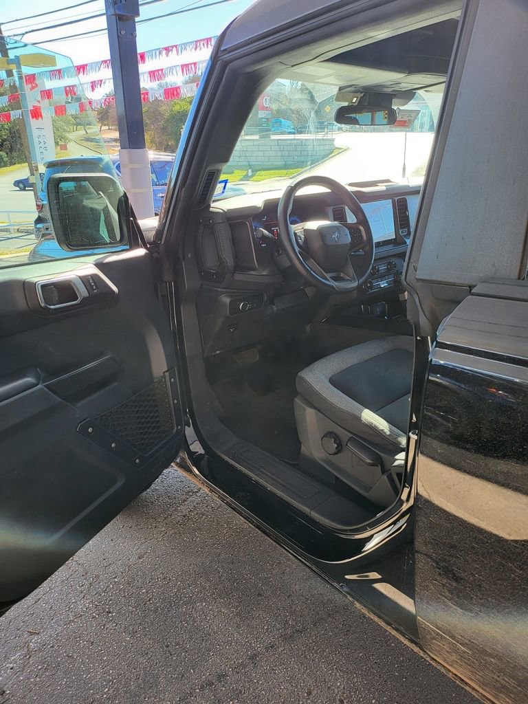 Used 2025 Ford Bronco Big Bend image 4