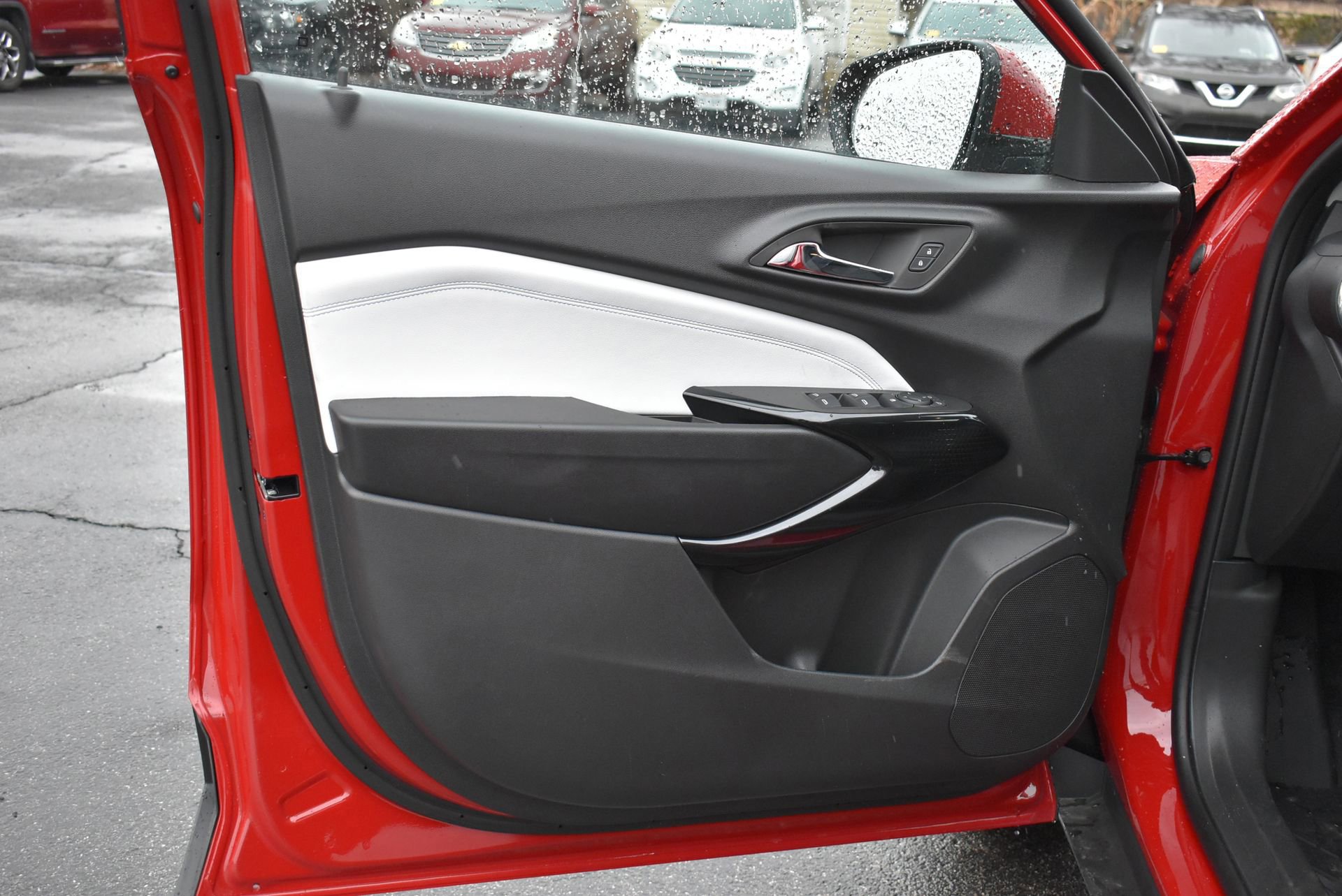 New 2026 Chevrolet Trax LT image 12