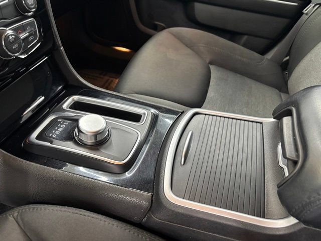 Used 2023 Chrysler 300 Touring w/ Sport Appearance Package RWD image 10
