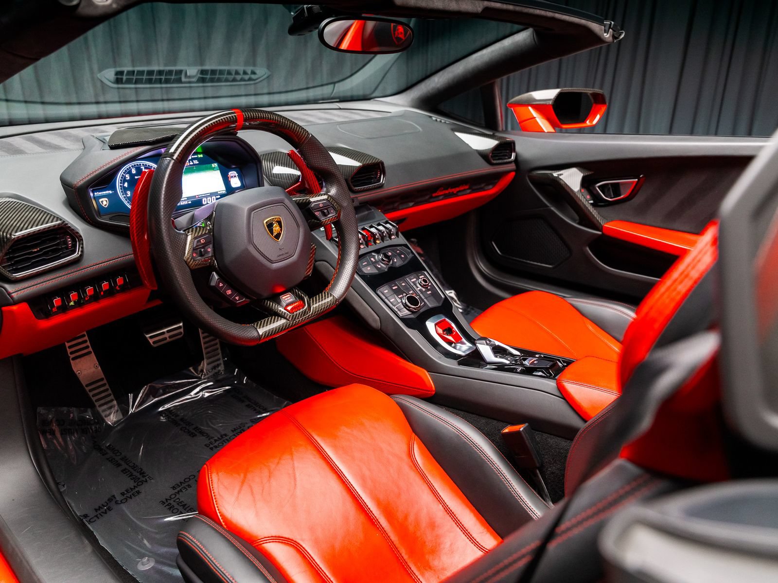 Used 2017 Lamborghini Huracan LP 610-4 AWD/4WD image 8