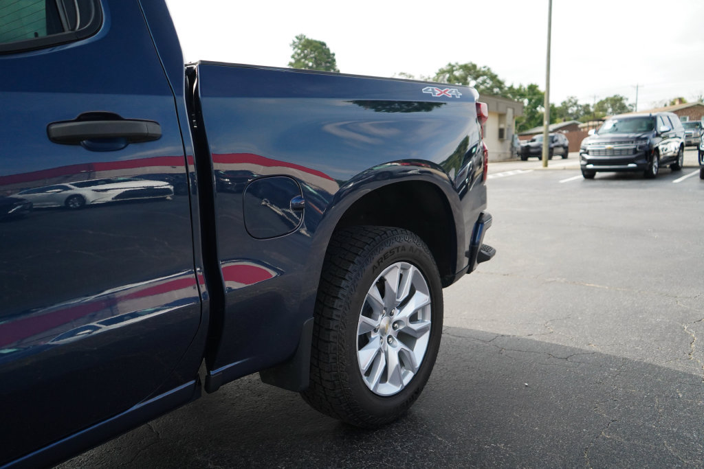 Used 2022 Chevrolet Silverado 1500 Custom AWD/4WD image 22