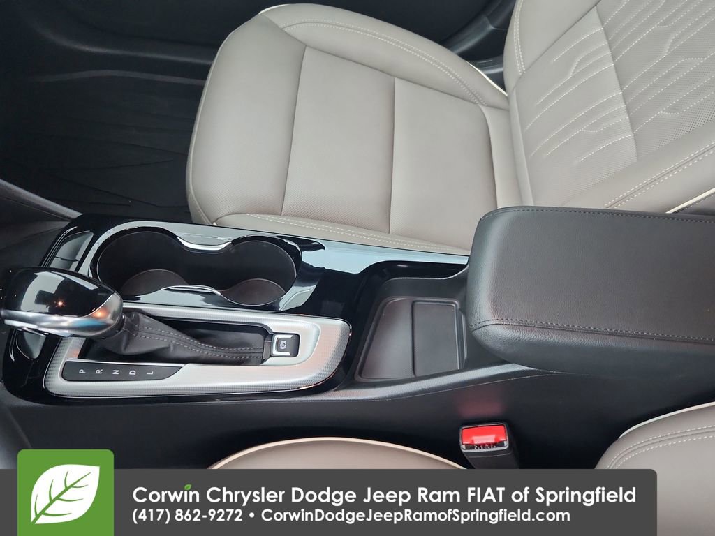 Used 2025 Buick Envista Sport Touring FWD image 27