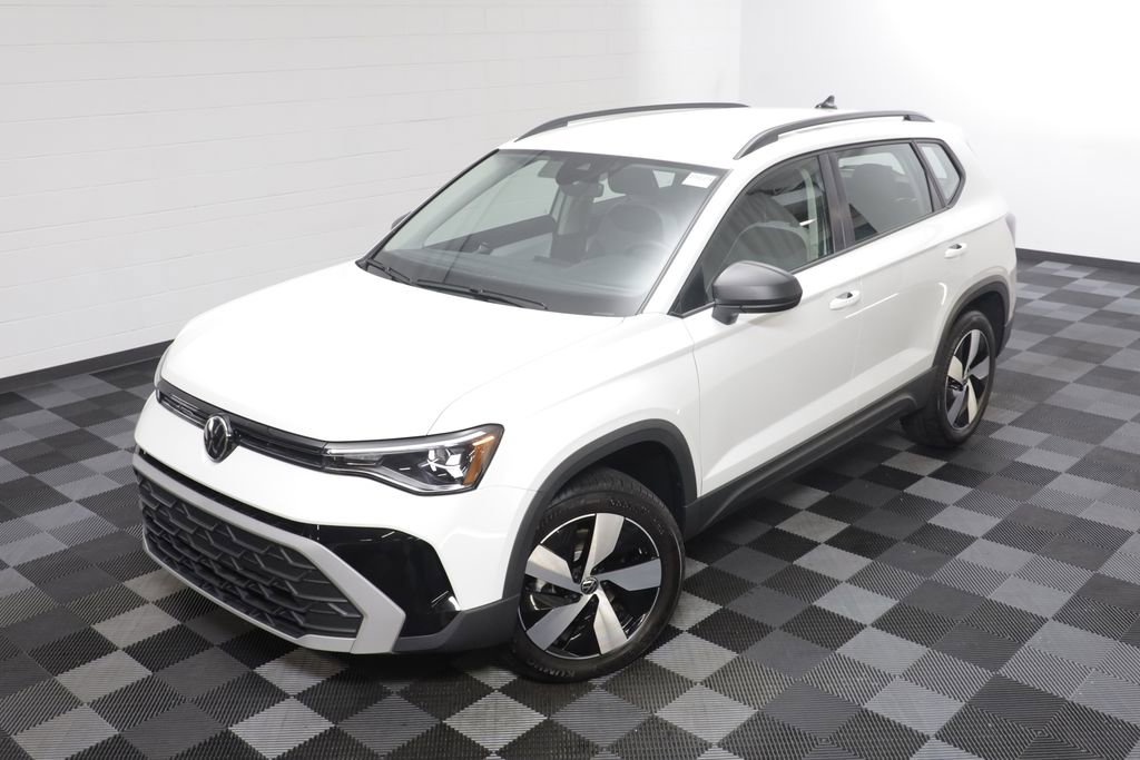 Used 2025 Volkswagen Taos S AWD/4WD image 2