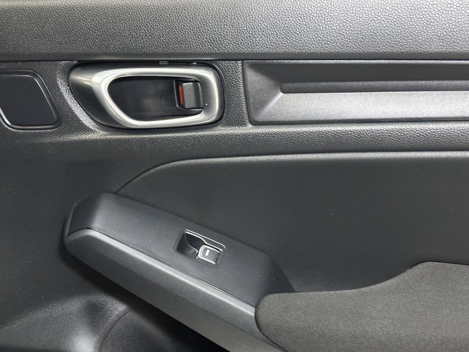 Used 2023 Honda Civic LX image 34