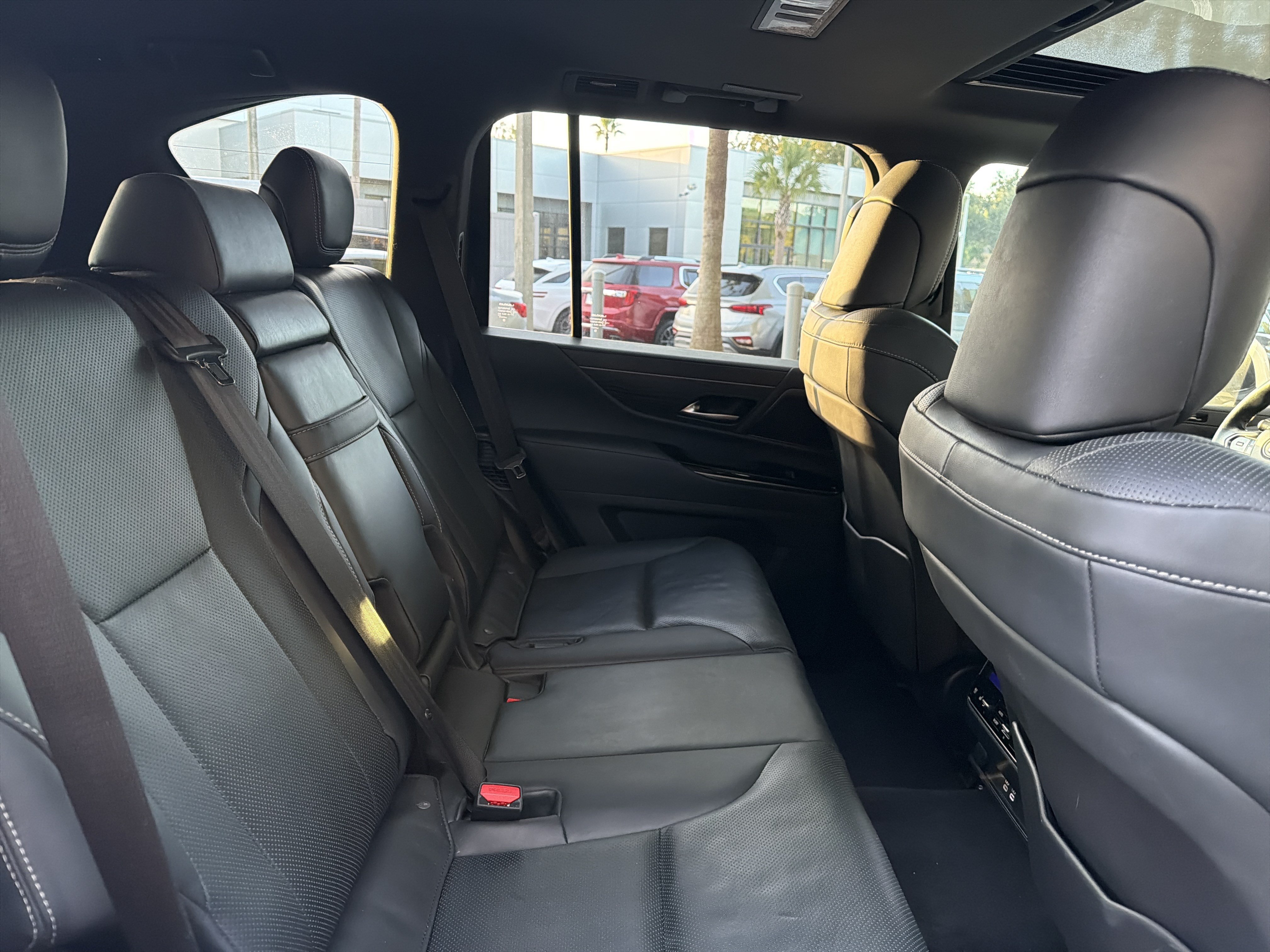 Used 2022 Lexus LX 600 4WD w/ Interior Upgrade Package image 35