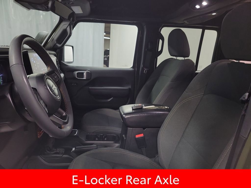 Used 2024 Jeep Wrangler Unlimited image 12