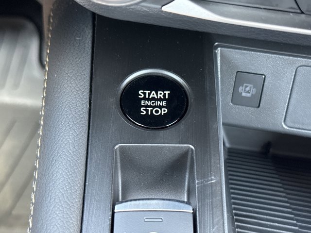 New 2025 Nissan Kicks SV image 17