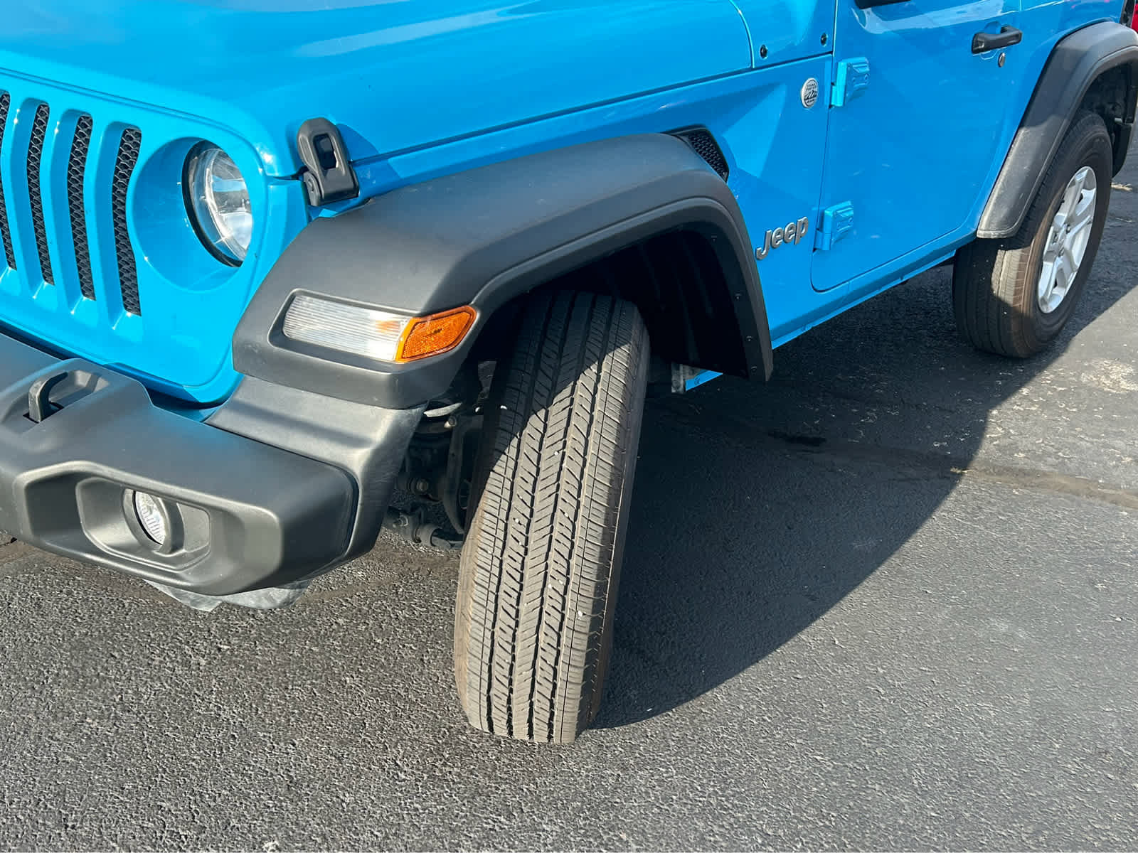 Used 2021 Jeep Wrangler Sport S image 44