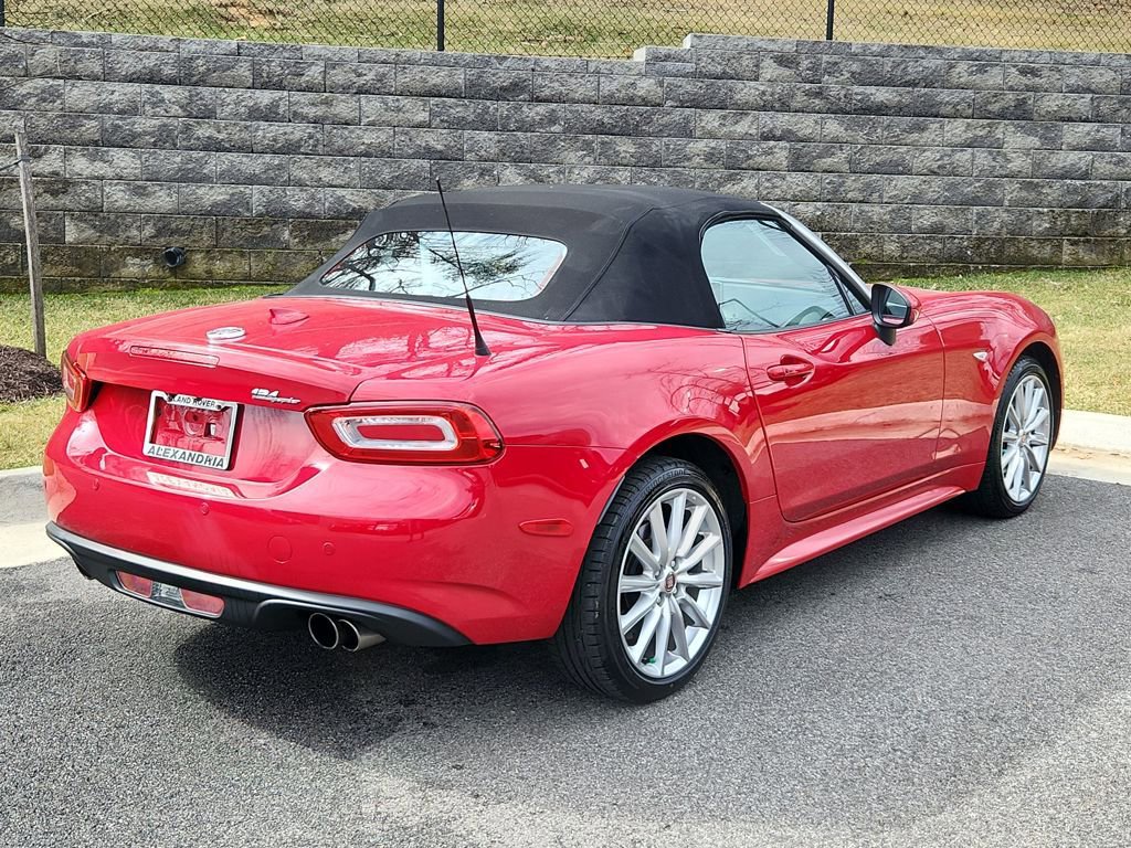 Used 2018 FIAT 124 Spider Lusso w/ Convenience Group image 16