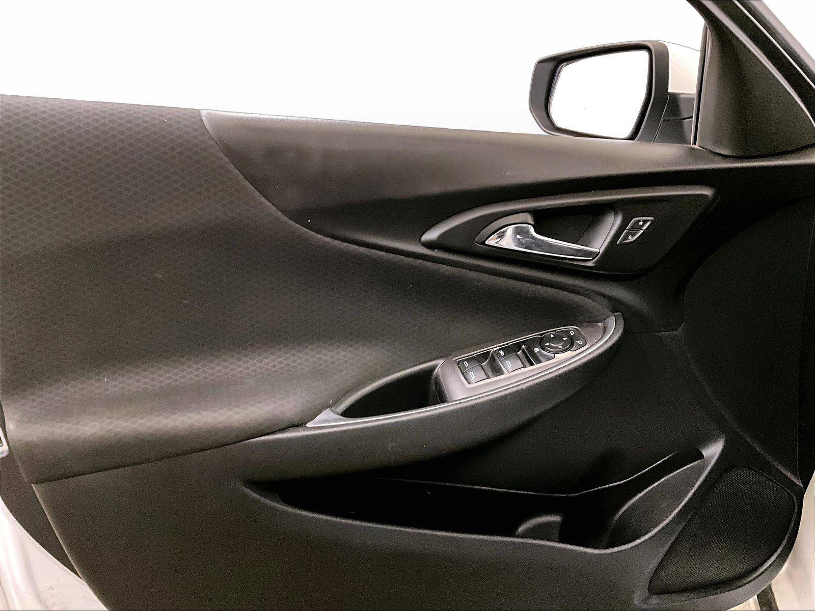 Used 2020 Chevrolet Malibu LT FWD image 22