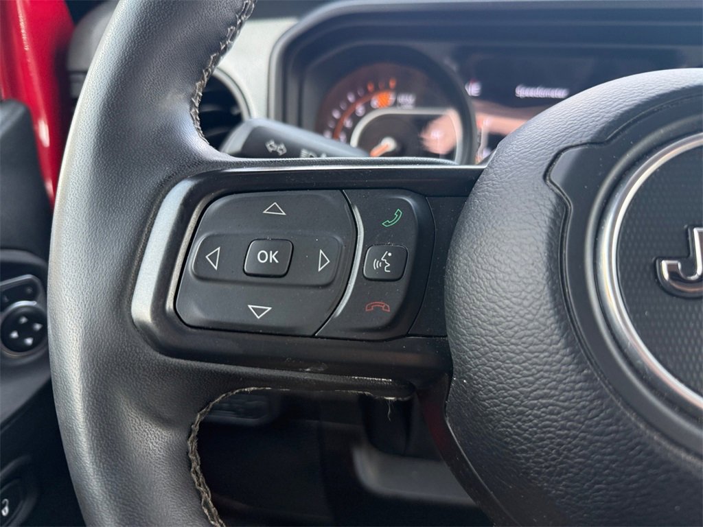 Used 2025 Jeep Wrangler Willys image 21