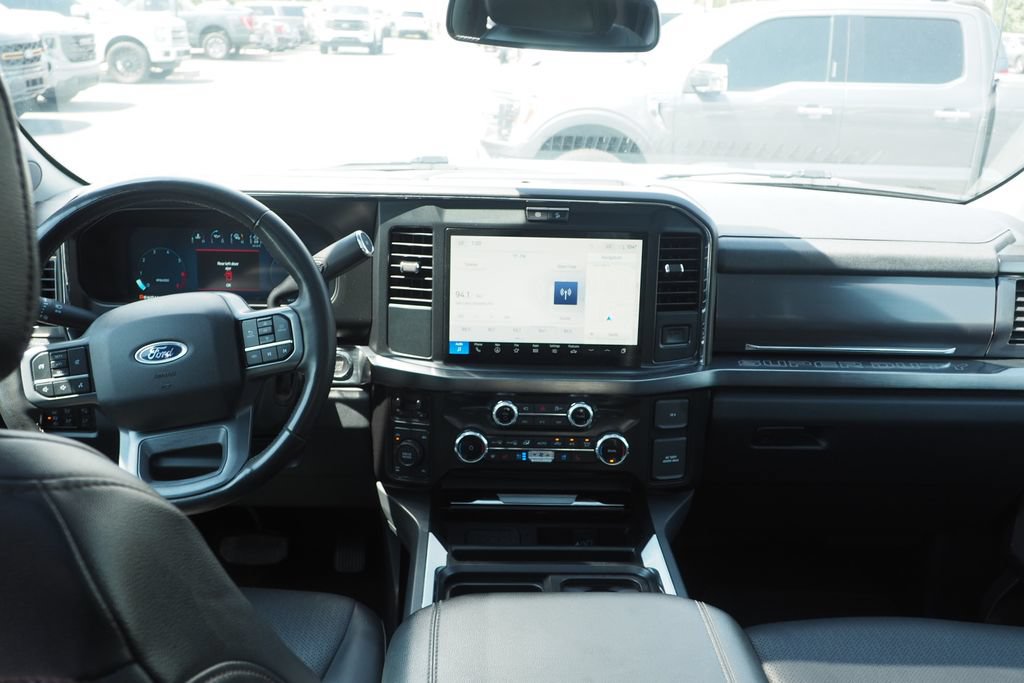 Used 2025 Ford F350 Lariat w/ Black Appearance Package AWD/4WD image 16