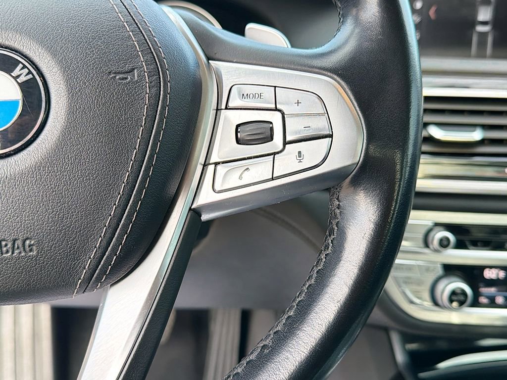 Used 2018 BMW 740i image 37