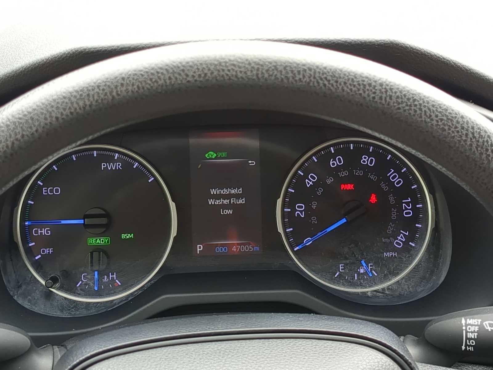 Used 2020 Toyota RAV4 XLE image 35