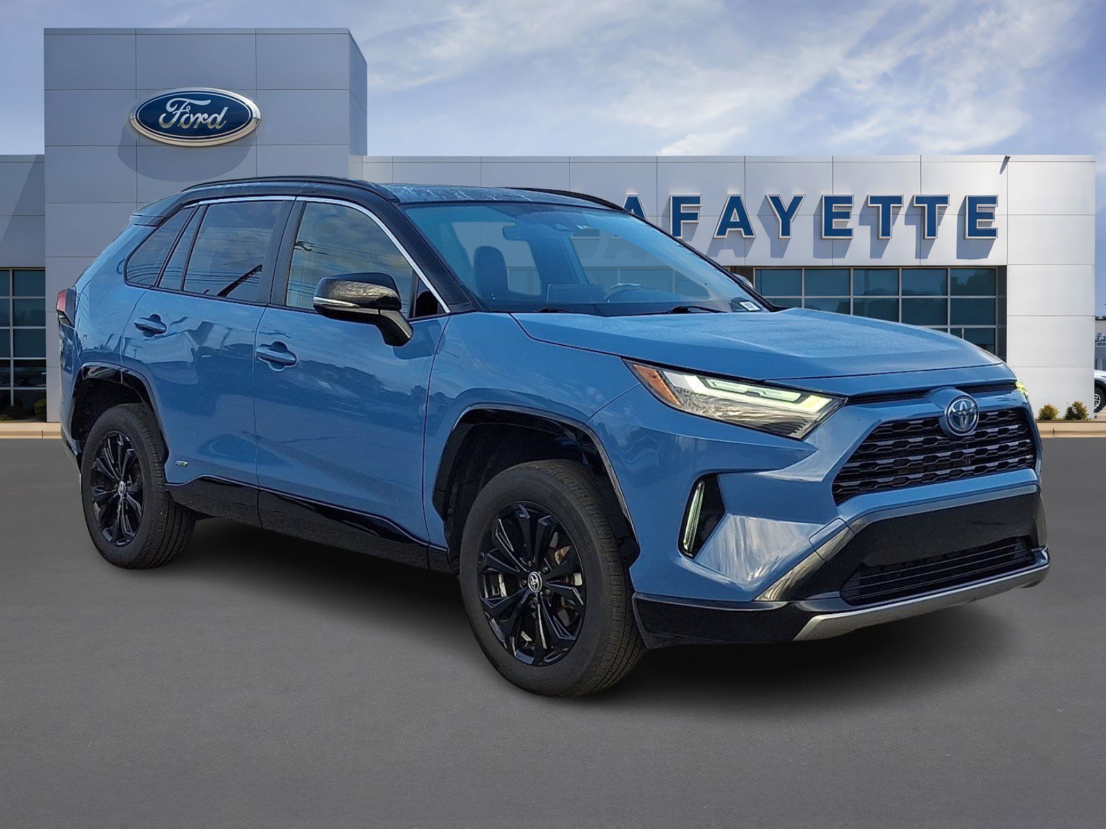 Used 2022 Toyota RAV4 XSE image 1