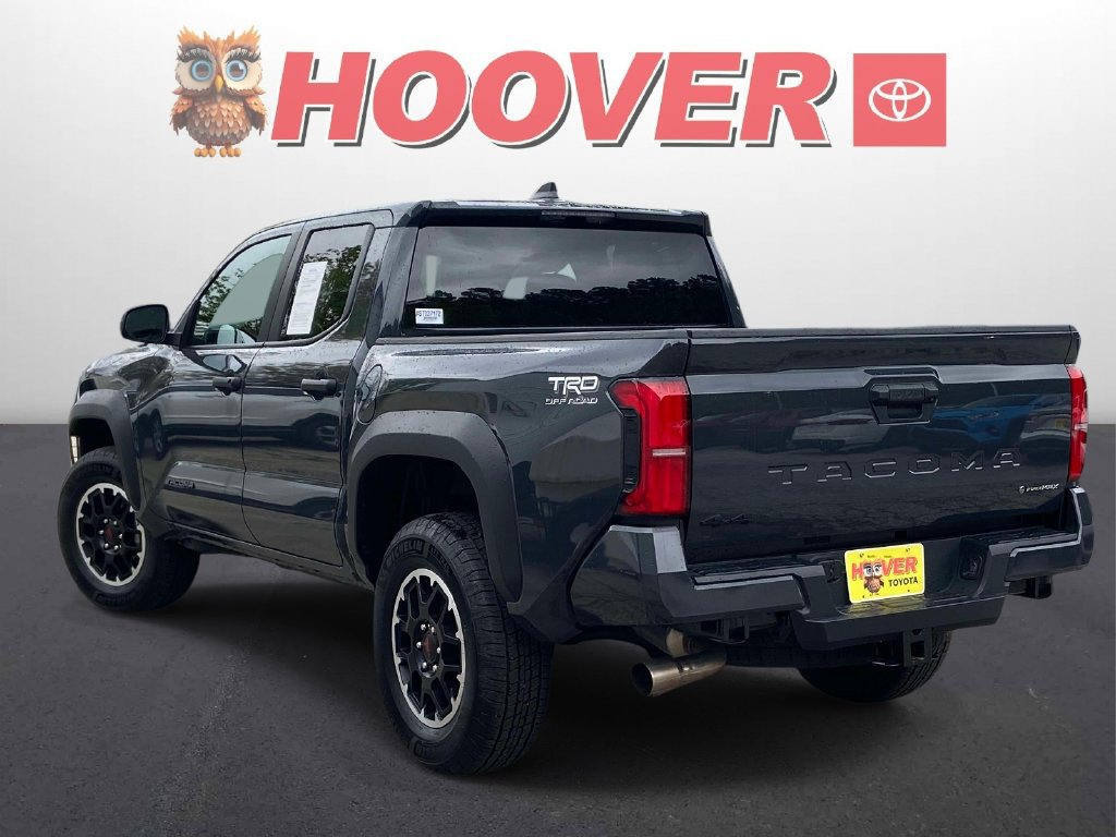 Used 2025 Toyota Tacoma TRD Off-Road AWD/4WD image 5