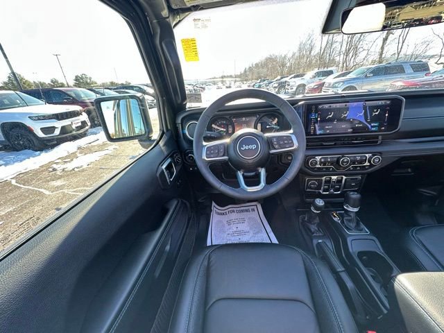 Used 2024 Jeep Wrangler High Altitude image 16