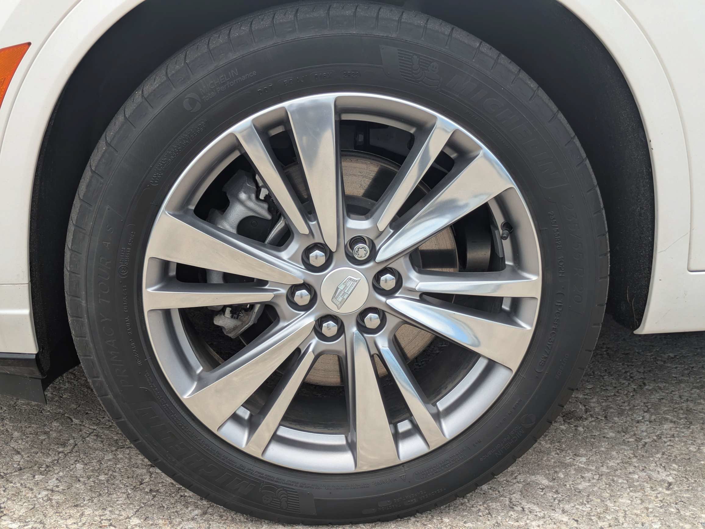 Certified 2023 Cadillac XT6 Premium Luxury AWD/4WD image 22