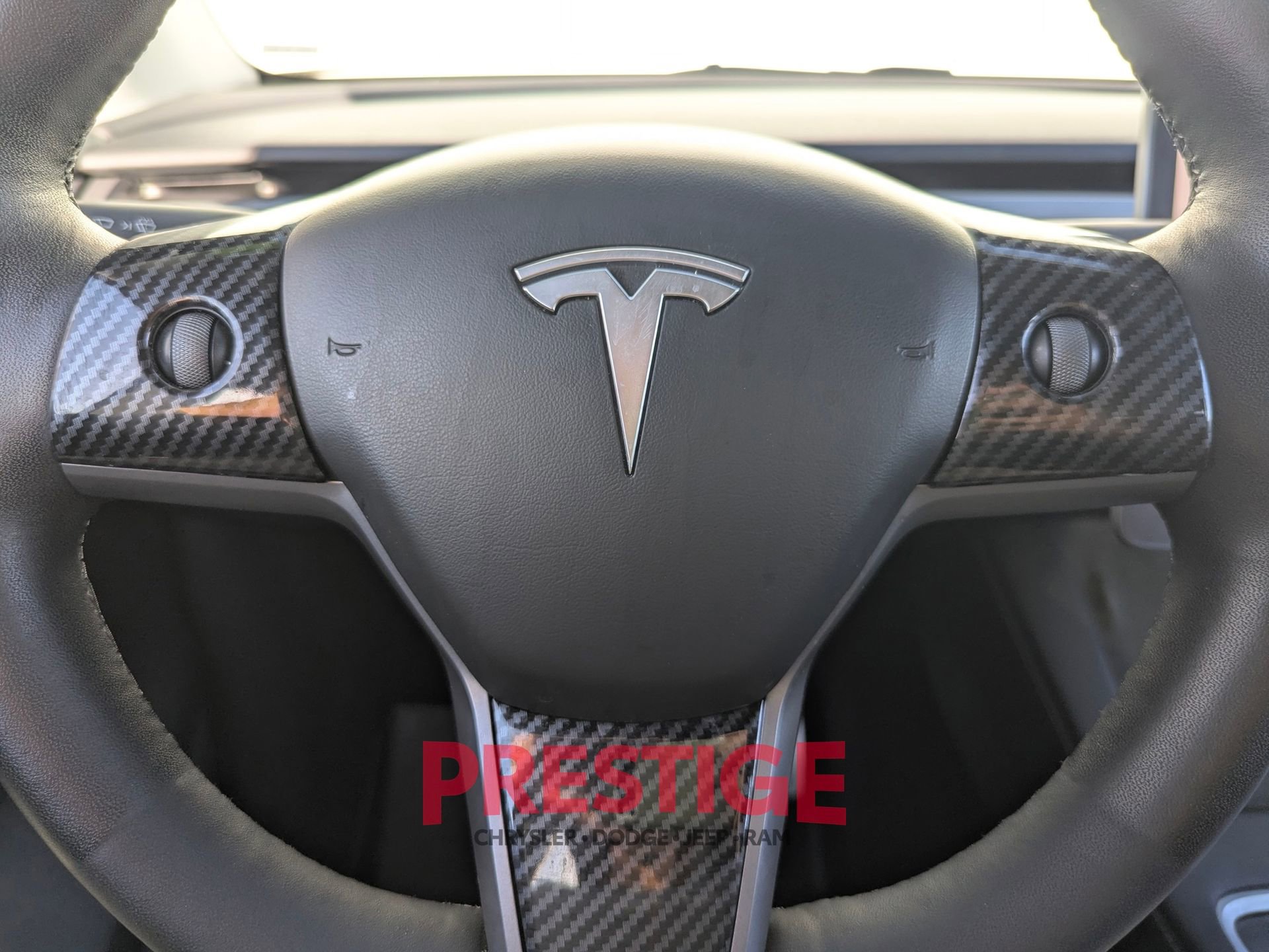 Used 2023 Tesla Model Y Performance AWD/4WD image 18