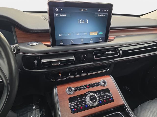 Certified 2023 Lincoln Aviator Reserve w/ Equipment Group 201A image 16