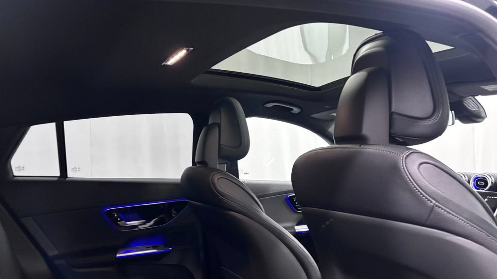 Certified 2025 Mercedes-Benz GLC 300 4MATIC image 26