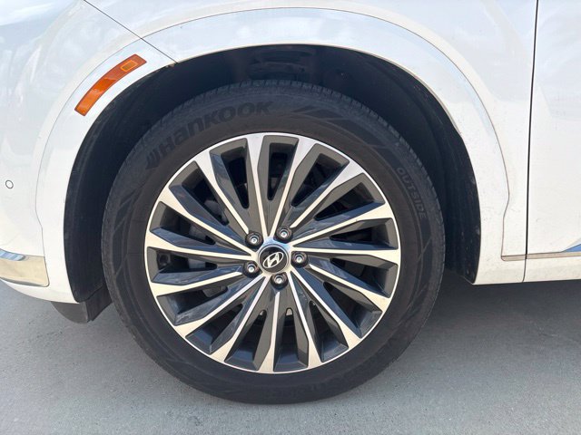 Used 2023 Hyundai Palisade Calligraphy FWD image 11