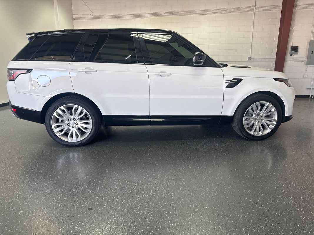 Used 2018 Land Rover Range Rover Sport Supercharged AWD/4WD image 3
