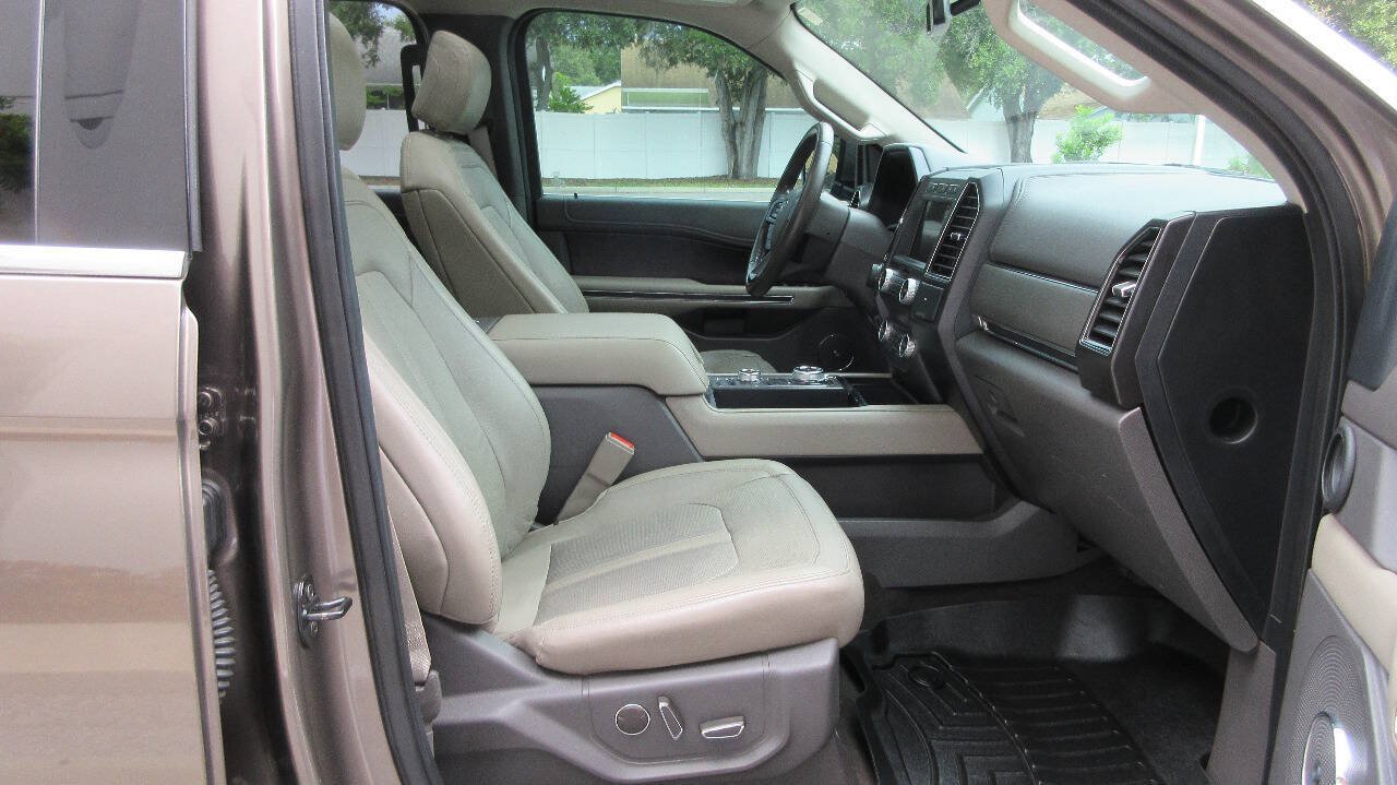 Used 2019 Ford Expedition Max Limited w/ Special Edition Package AWD/4WD image 28