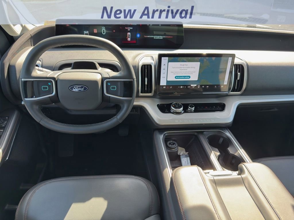 Used 2025 Ford Expedition Active image 9