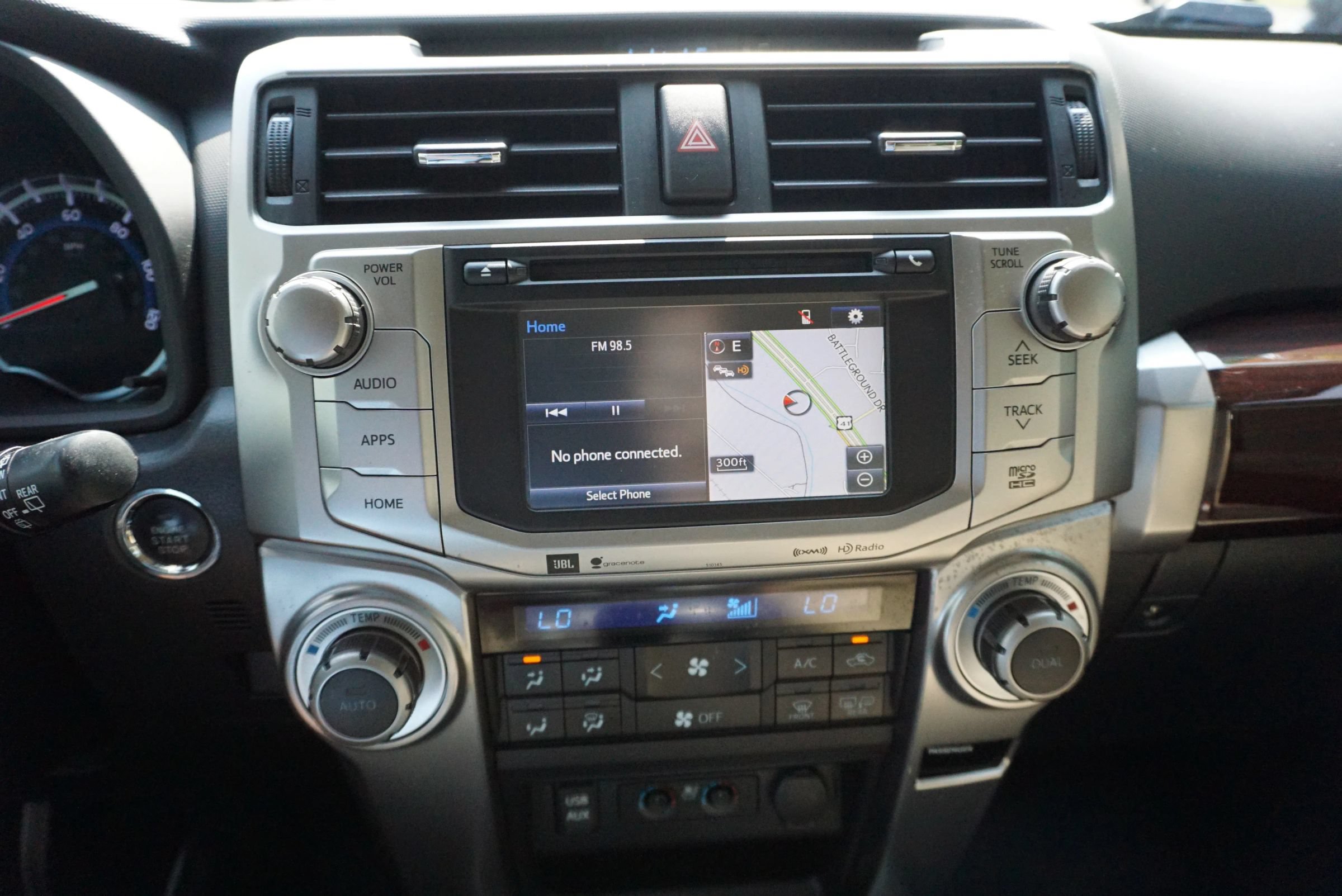 Used 2016 Toyota 4Runner Limited AWD/4WD image 35