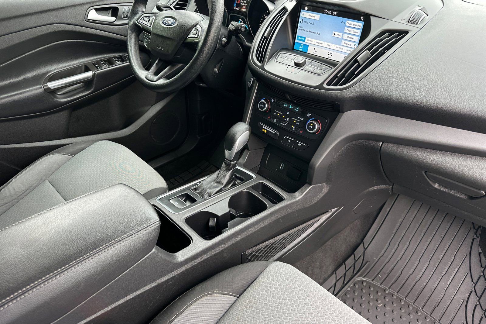 Used 2019 Ford Escape SE image 14