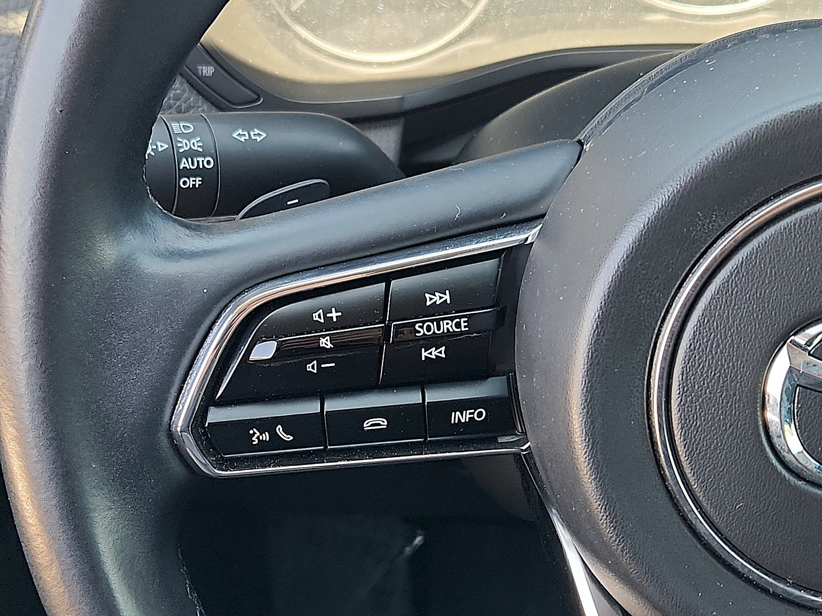 Certified 2024 MAZDA CX-90 3.3 Turbo w/ Preferred Plus AWD/4WD image 23